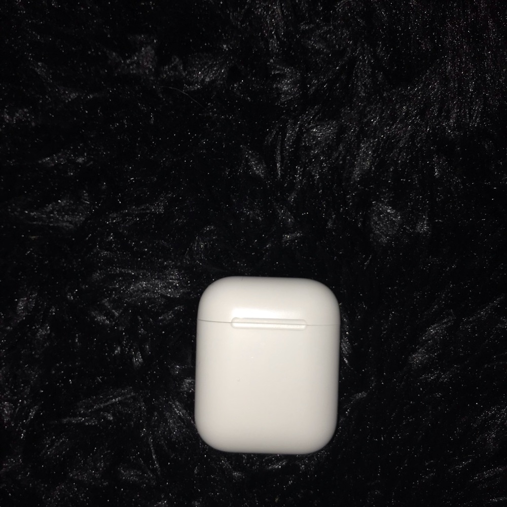 ON HOLD Charging case